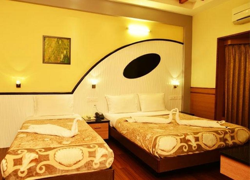 Kohinoor Hotels Erode Room photo